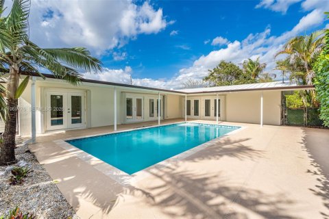 Купить виллу или дом в Катлер-Бей, Флорида 4 спальни, 172.98м2, № 2049692 - фото 3
