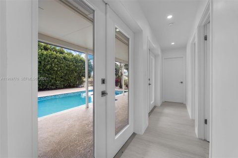 Купить виллу или дом в Катлер-Бей, Флорида 4 спальни, 172.98м2, № 2049692 - фото 16