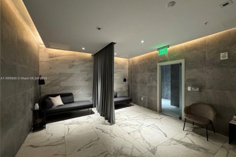 Condominio en venta en Miami, Florida, 2 dormitorios, 101.54 m2 № 1711548 - foto 27