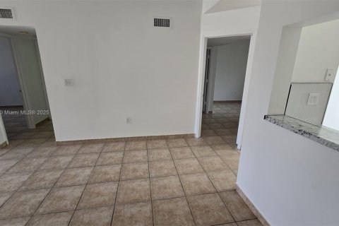 Condominio en venta en Miami, Florida, 2 dormitorios, 88.26 m2 № 1968081 - foto 16