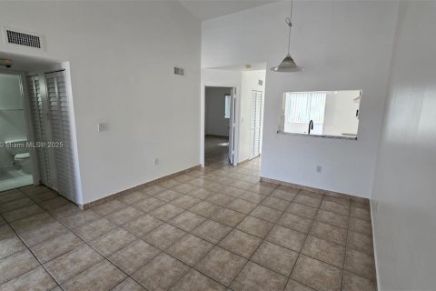Condominio en venta en Miami, Florida, 2 dormitorios, 88.26 m2 № 1968081 - foto 6