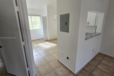 Condominio en venta en Miami, Florida, 2 dormitorios, 88.26 m2 № 1968081 - foto 22