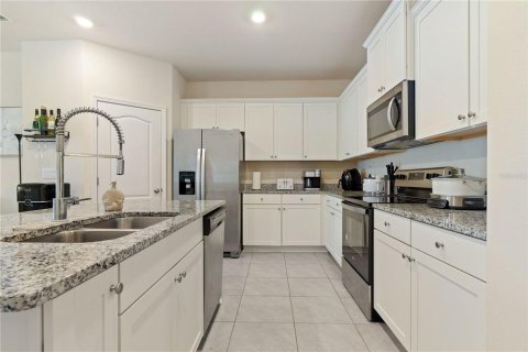 Townhouse in Palm Coast, Florida 3 bedrooms, 163.32 sq.m. № 2386009 - photo 2