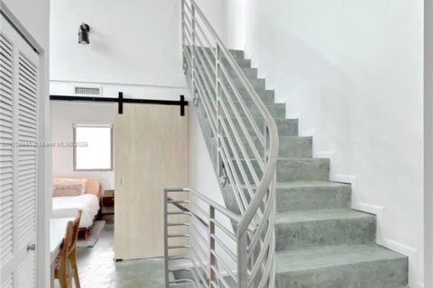 Adosado en venta en Miami Beach, Florida, 4 dormitorios, 260.96 m2 № 1461380 - foto 24