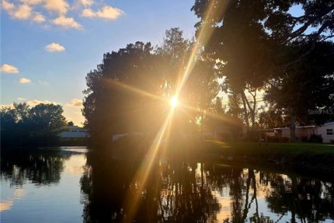Casa en venta en Saint Petersburg, Florida, 4 dormitorios, 157.19 m2 № 2101536 - foto 16