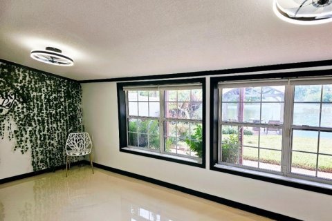 Casa en venta en Saint Petersburg, Florida, 4 dormitorios, 157.19 m2 № 2101536 - foto 15