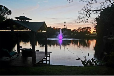 Casa en venta en Saint Petersburg, Florida, 4 dormitorios, 157.19 m2 № 2101536 - foto 20