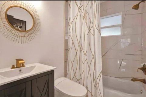 Casa en venta en Saint Petersburg, Florida, 4 dormitorios, 157.19 m2 № 2101536 - foto 6