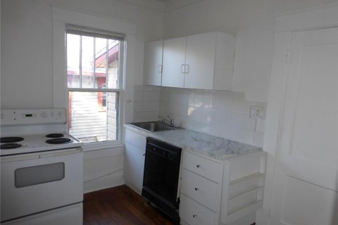 Immobilier commercial à vendre à Tampa, Floride: 8 chambres, 488.11 m2 № 1843386 - photo 17
