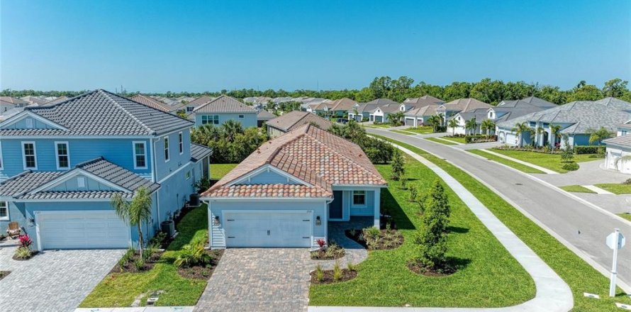 Casa en Sarasota, Florida 3 dormitorios, 172.8 m2 № 2386035