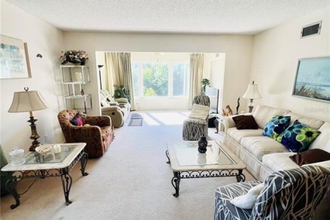 Copropriété à louer à Clearwater, Floride: 2 chambres, 130.06 m2 № 2097981 - photo 8