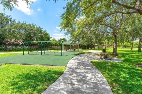 Villa ou maison à louer à Wellington, Floride: 3 chambres, 143.16 m2 № 2073634 - photo 11