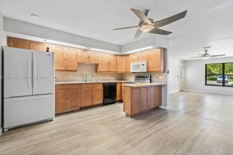 Villa ou maison à louer à Wellington, Floride: 3 chambres, 143.16 m2 № 2073634 - photo 26