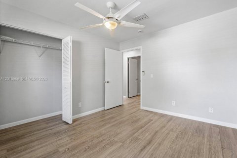 Villa ou maison à louer à Wellington, Floride: 3 chambres, 143.16 m2 № 2073634 - photo 15