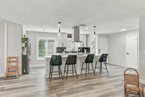 Casa en venta en Palm Harbor, Florida, 3 dormitorios, 153.1 m2 № 2430617 - foto 9