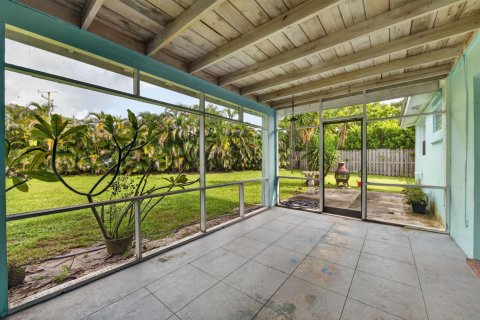 Casa en venta en Stuart, Florida, 3 dormitorios, 118.54 m2 № 2413283 - foto 13