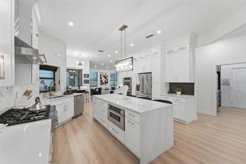 Villa ou maison à vendre à Sanford, Floride: 4 chambres, 251.86 m2 № 2151523 - photo 3