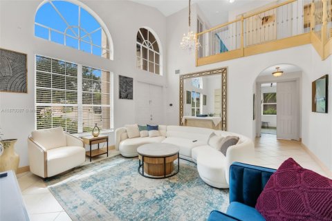 Casa en venta en Miramar, Florida, 4 dormitorios, 281.4 m2 № 1921941 - foto 1