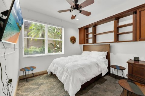 Casa en venta en Miramar, Florida, 4 dormitorios, 281.4 m2 № 1921941 - foto 17