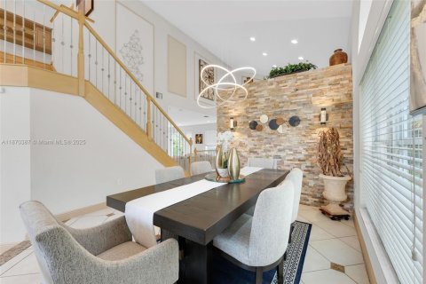 Casa en venta en Miramar, Florida, 4 dormitorios, 281.4 m2 № 1921941 - foto 8