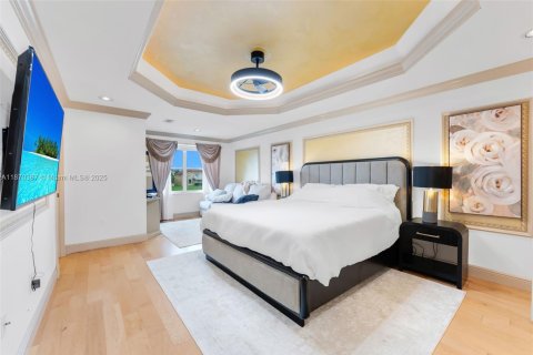 Casa en venta en Miramar, Florida, 4 dormitorios, 281.4 m2 № 1921941 - foto 12