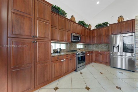 Casa en venta en Miramar, Florida, 4 dormitorios, 281.4 m2 № 1921941 - foto 10