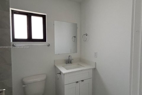 Снять в аренду таунхаус в Флорида-Сити, Флорида 3 спальни, № 2085171 - фото 23