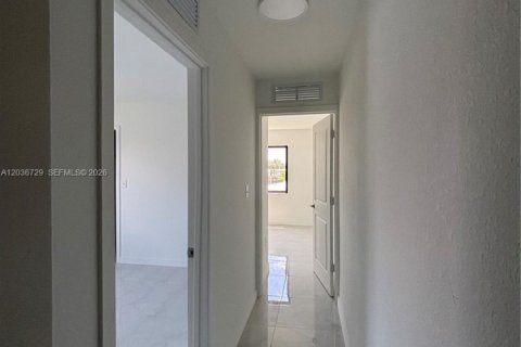 Снять в аренду таунхаус в Флорида-Сити, Флорида 3 спальни, № 2085171 - фото 20