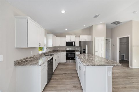 Casa en venta en Citrus Springs, Florida, 3 dormitorios, 130.06 m2 № 1784912 - foto 5