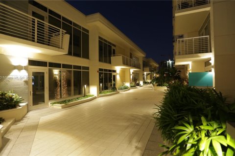 Купить кондоминиум в Майами, Флорида 2 спальни, 132.01м2, № 1744031 - фото 19