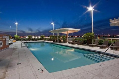 Купить кондоминиум в Майами, Флорида 2 спальни, 132.01м2, № 1744031 - фото 14