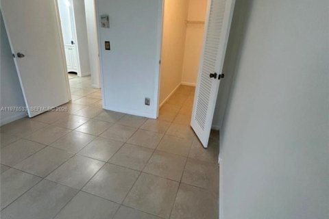 Condominio en alquiler en Boca Raton, Florida, 2 dormitorios, 78.04 m2 № 2080190 - foto 21