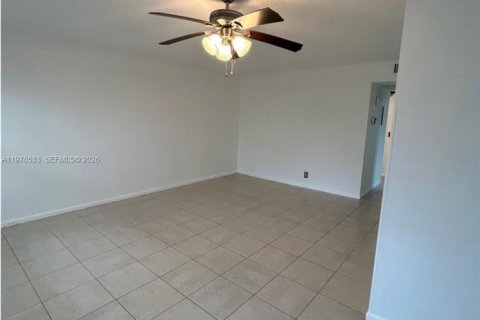 Condominio en alquiler en Boca Raton, Florida, 2 dormitorios, 78.04 m2 № 2080190 - foto 29
