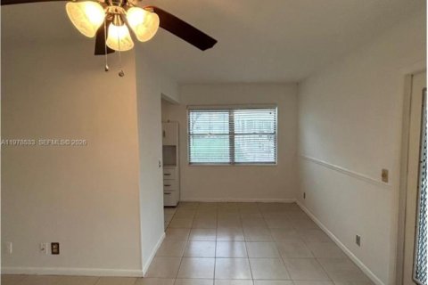 Condominio en alquiler en Boca Raton, Florida, 2 dormitorios, 78.04 m2 № 2080190 - foto 28