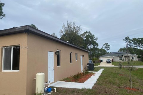 Casa en venta en Palm Bay, Florida, 4 dormitorios № 2001700 - foto 18