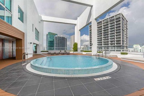 Condo in Miami, Florida, 2 bedrooms  № 1694513 - photo 24