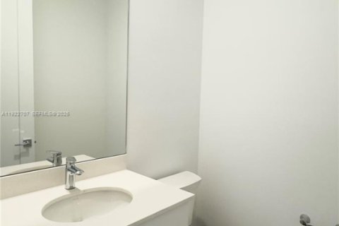 Снять в аренду виллу или дом в Аве Мария, Флорида 3 спальни, 188.41м2, № 2034450 - фото 11