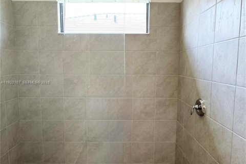 Снять в аренду виллу или дом в Аве Мария, Флорида 3 спальни, 188.41м2, № 2034450 - фото 9