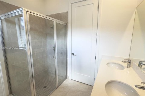 Снять в аренду виллу или дом в Аве Мария, Флорида 3 спальни, 188.41м2, № 2034450 - фото 13