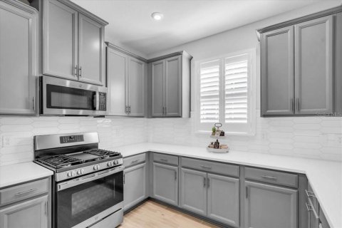 House in Palmetto, Florida 3 bedrooms, 181.16 sq.m. № 1845356 - photo 20