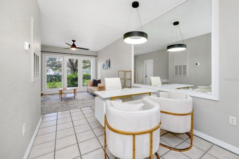 Apartment in Kissimmee, Florida 2 bedrooms, 82.22 sq.m. № 2213491 - photo 6