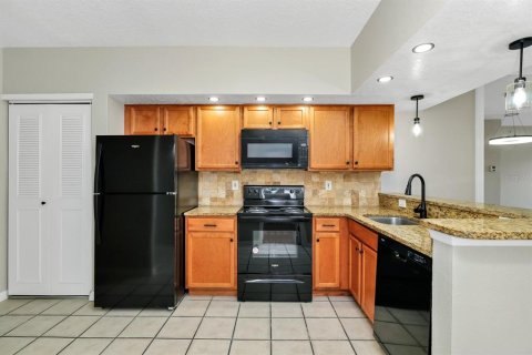 Apartment in Kissimmee, Florida 2 bedrooms, 82.22 sq.m. № 2213491 - photo 26