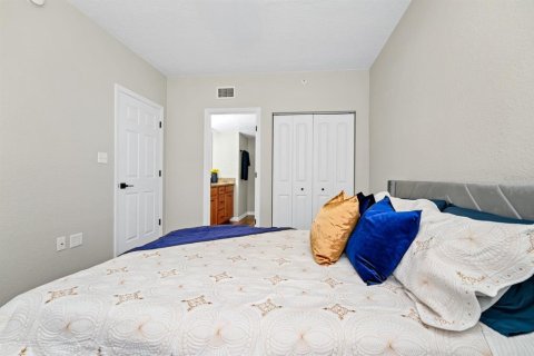 Apartment in Kissimmee, Florida 2 bedrooms, 82.22 sq.m. № 2213491 - photo 17