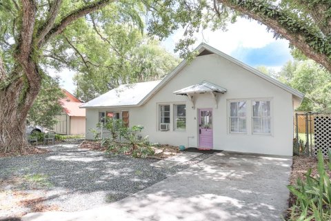 Apartamento en alquiler en Fruitland Park, Florida, 1 dormitorio, 65.03 m2 № 1904125 - foto 1