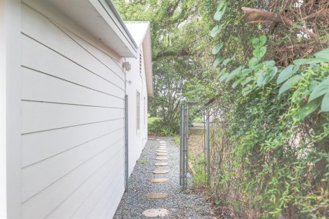 Apartamento en alquiler en Fruitland Park, Florida, 1 dormitorio, 65.03 m2 № 1904125 - foto 2