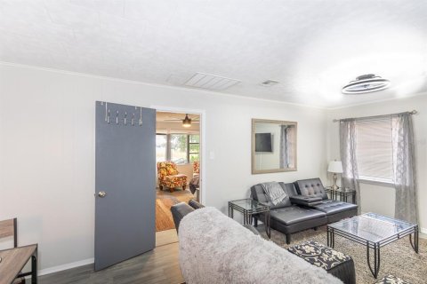 Apartamento en alquiler en Fruitland Park, Florida, 1 dormitorio, 65.03 m2 № 1904125 - foto 13