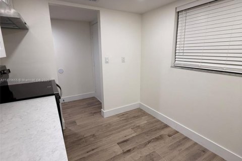 Copropriété à louer à Miami, Floride: 2 chambres, 95.69 m2 № 1785698 - photo 7