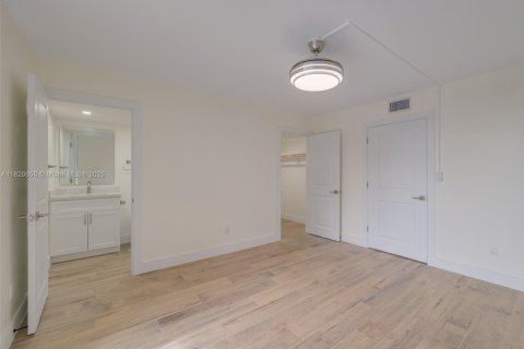 Copropriété à louer à Miami, Floride: 2 chambres, 95.69 m2 № 1785698 - photo 20