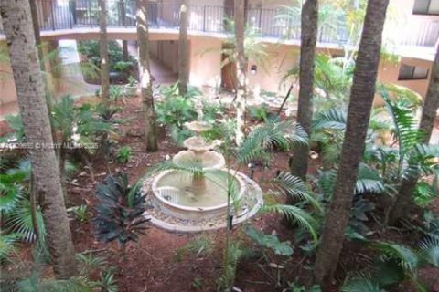 Copropriété à louer à Miami, Floride: 2 chambres, 95.69 m2 № 1785698 - photo 2