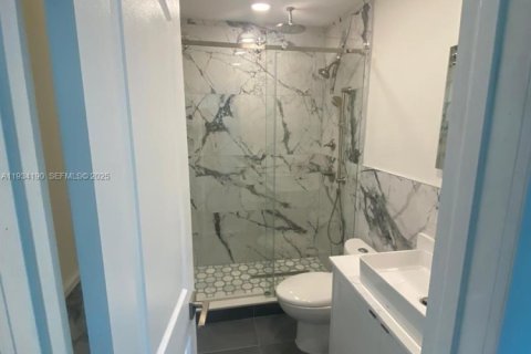 Villa ou maison à louer à Miami, Floride: 3 chambres, 186.83 m2 № 1992446 - photo 9